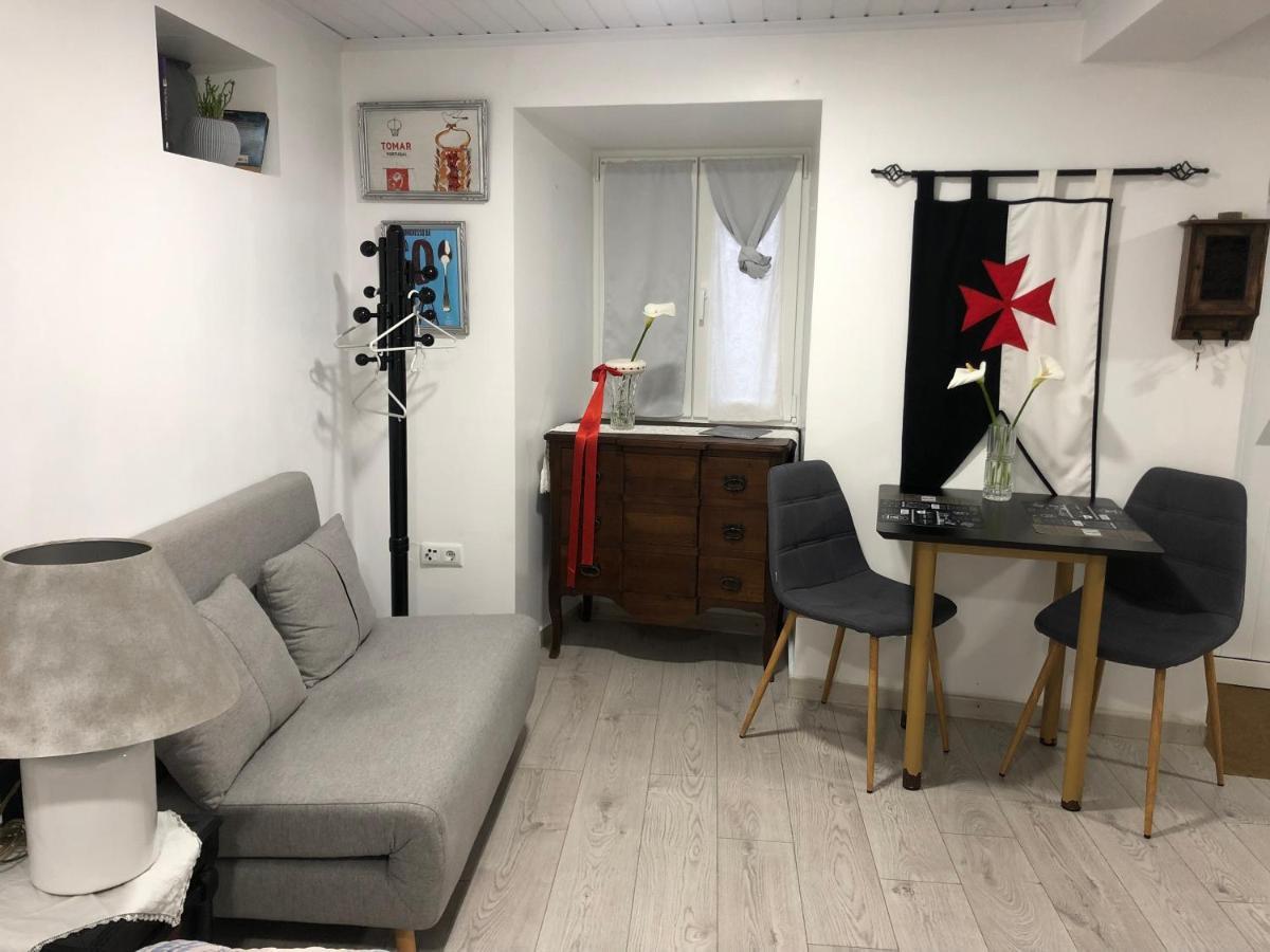 Willa Pe Do Castelo Casinha - Pet Friendly & Garage Tomar Zewnętrze zdjęcie